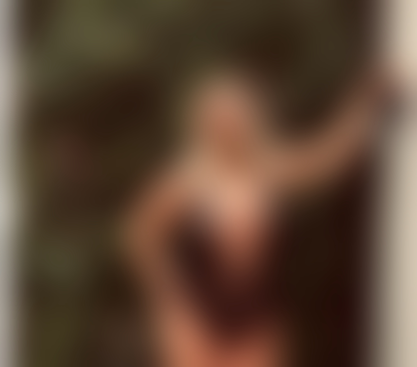 Escorts East London Canary Wharf - East London - Photos for Sweet MILF Babe thick body mature encounter